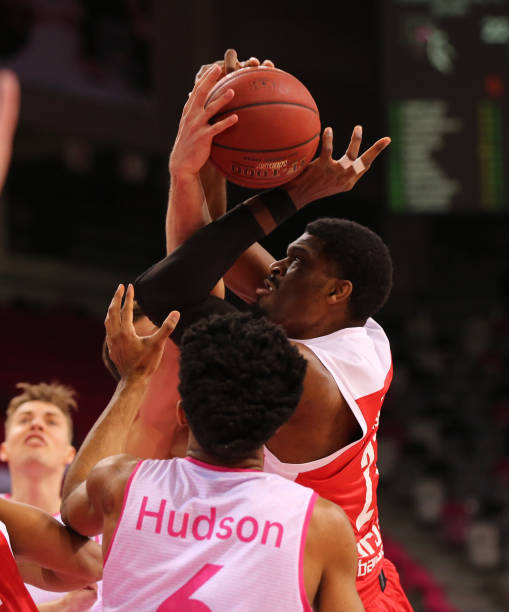 定巴特勒 定巴特勒